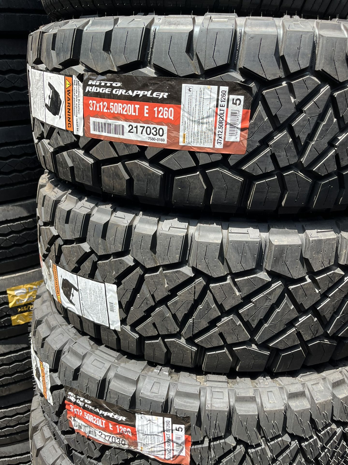 NITTO RIDGE GRAPPLER 37x12.50R20LT TIRES FOR SALE!!!!!