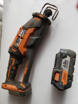 Ridgid Cordless One-Handed Reciprocating Saw With 4 AH Battery