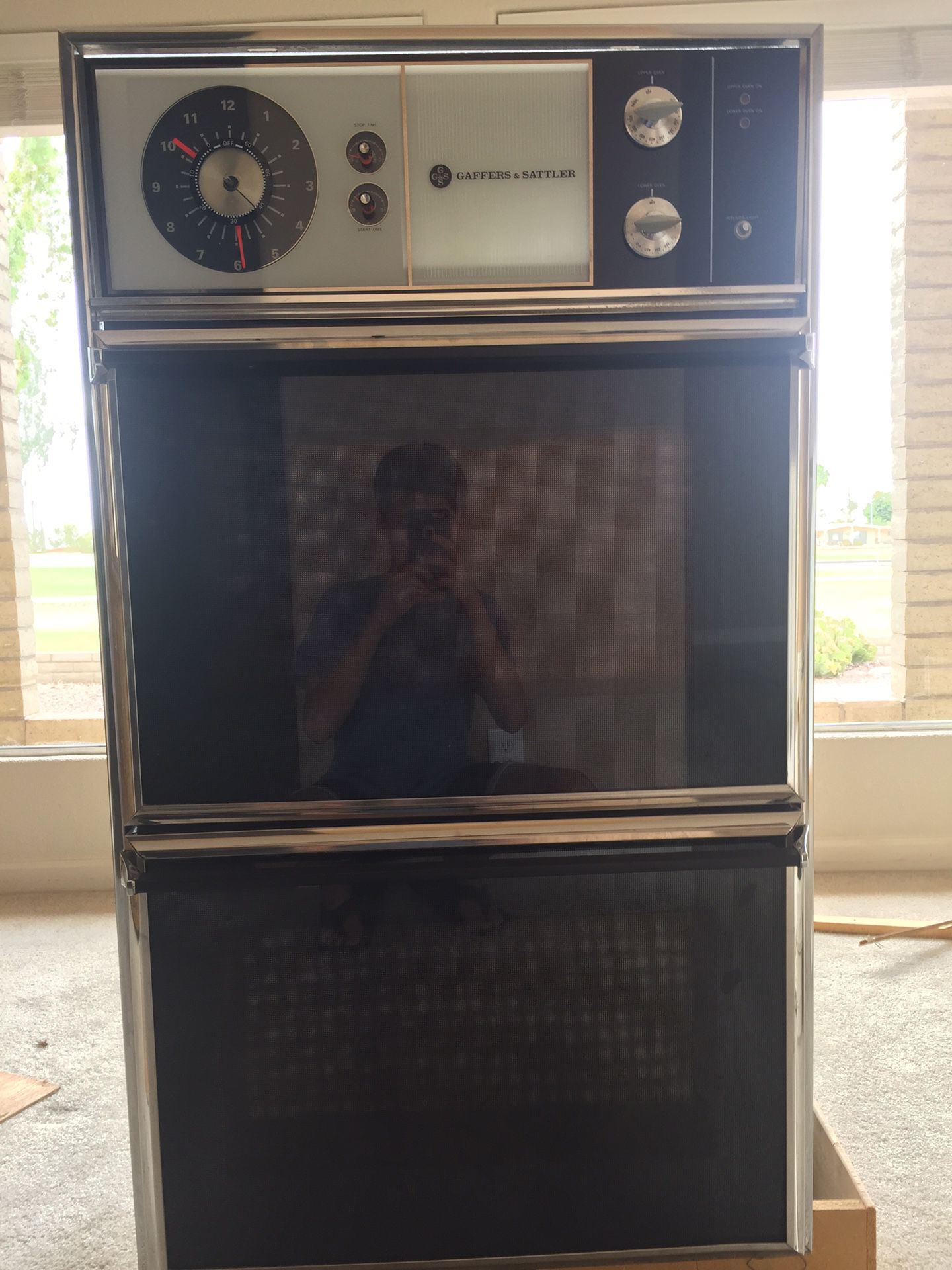 1973 Antique Working Oven