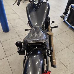 Kawasaki  Motorcycle Vulcan 900