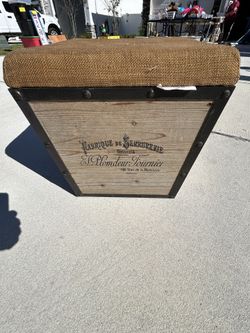 Foot Stools / Seats With Storage