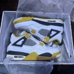 Wmns Air Jordan 4 Retro ‘Vivid Sulfur’ 