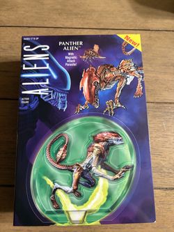 Neca Ultimate Panther Alien Kenner Tribute Figure