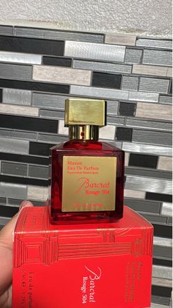 Perfume baccarat