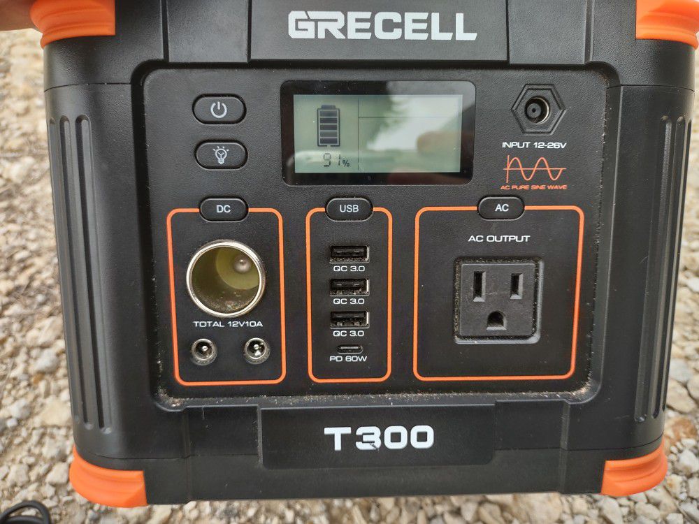 Portable Power Station (Grecell T300)