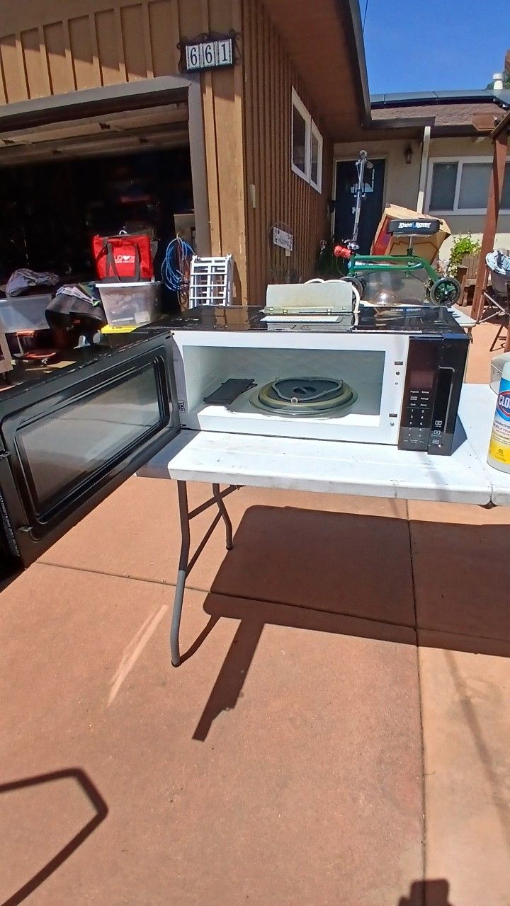 Whirlpool Microwave