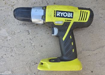 Ryobi One + cordeless 1/2 in drill/driver (tool only)