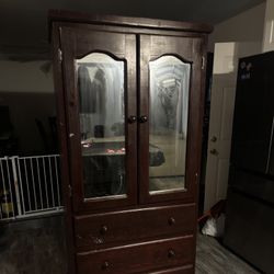 Dresser With Mirrors