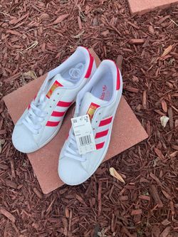 Adidas super star shoes brand new 9.5