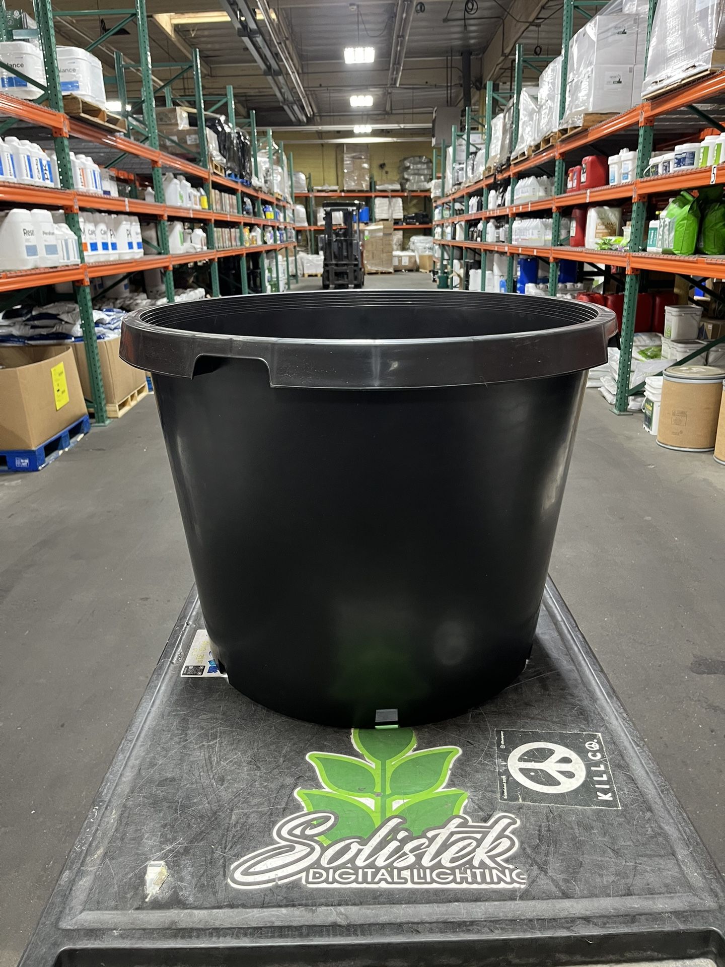 GRO PRO 25 Gallon Plastic Pot