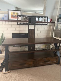 Solid Wood TV Stand with TV Mount