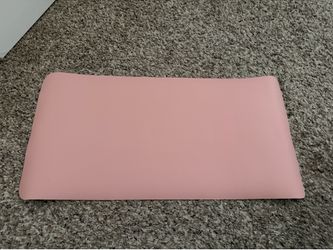 Free makeup mat