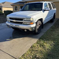 2004 Chevrolet Suburban