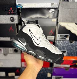 Size 8.5M - Nike Air Mad Uptempo “White Black Teal”