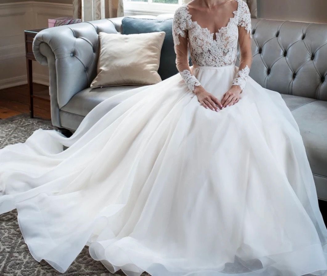 Paloma Blanca Wedding Dress Size 6