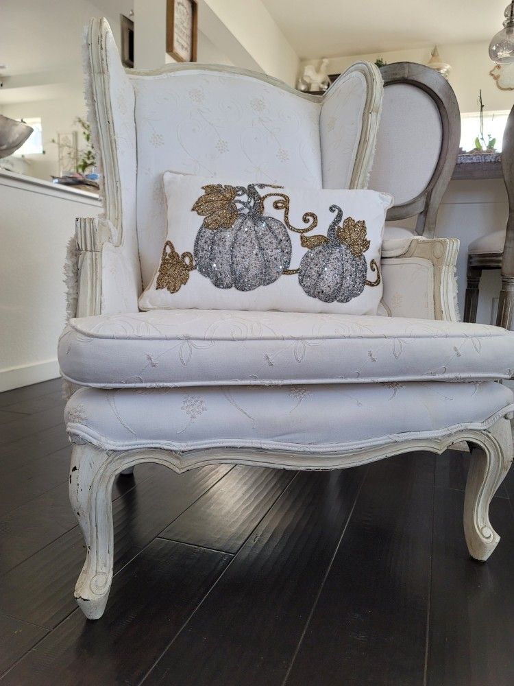 Gorgeous Shabby Chic Armchair With3D Fleur De Lis N' Lace Flower