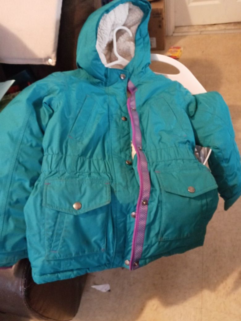 Girls Coat (size 7-8)