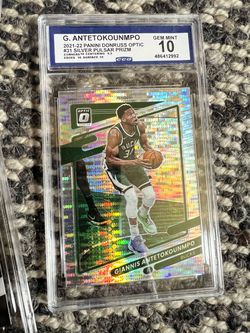 Giannis Antetokounmpo 2021-22 Donruss Optic Silver Pulsar Prizm CCG 10