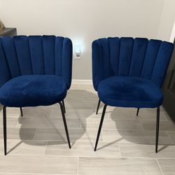 Velvet Chairs (Royal Blue)