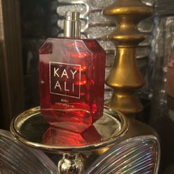 Kay Ali Juicy Apple