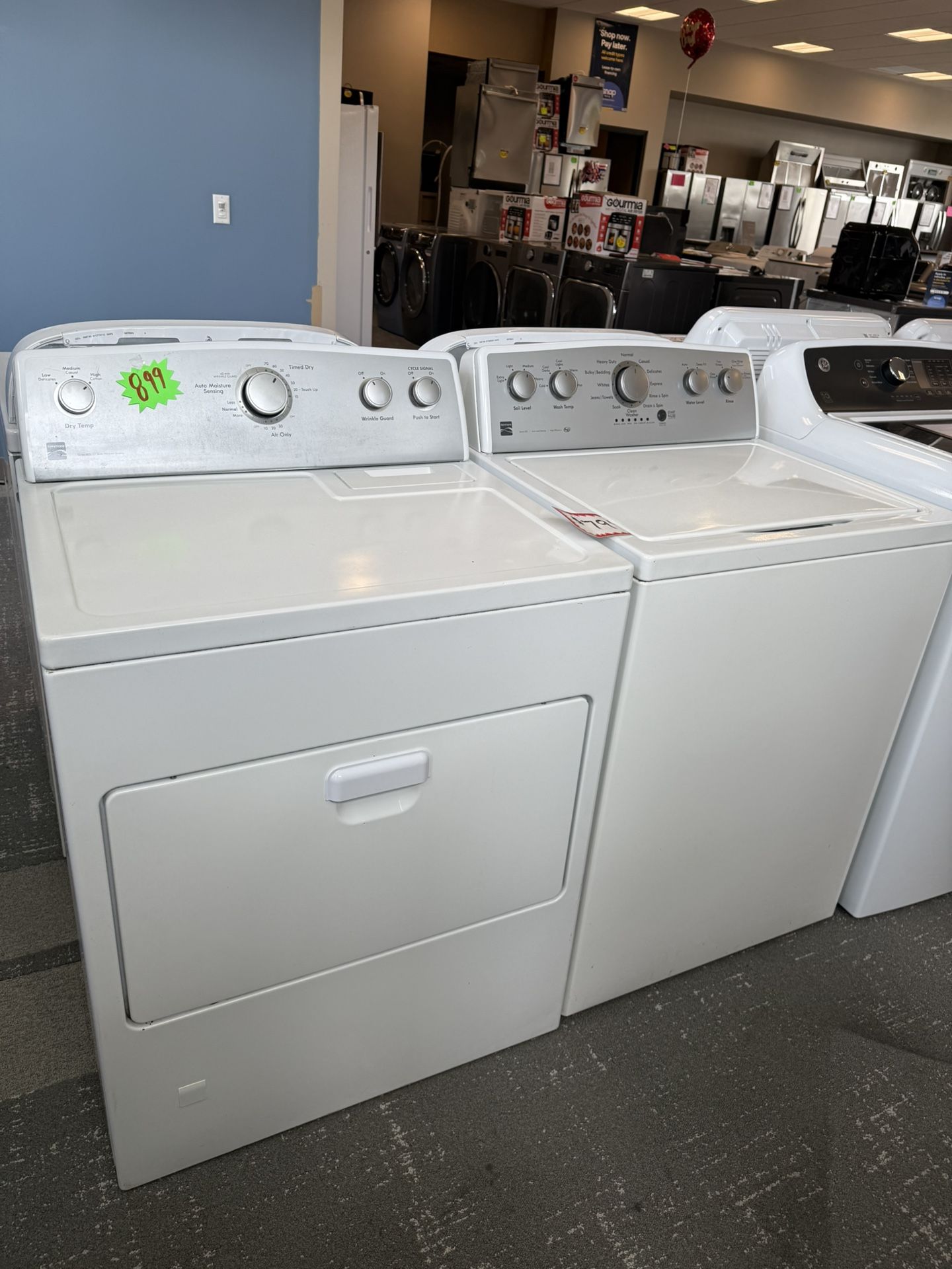 Washer Dryer Whirlpool 599$