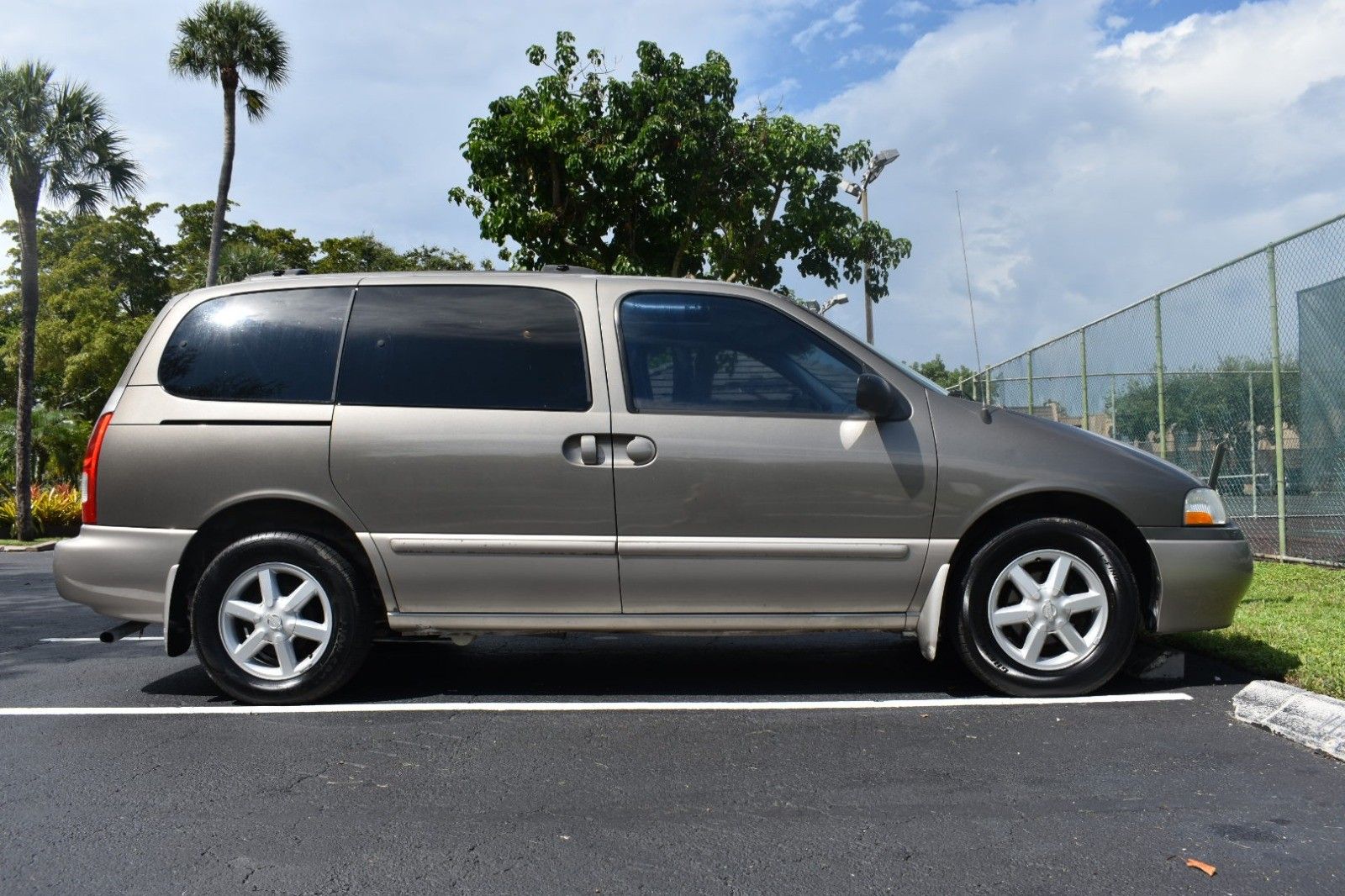 2002 Nissan Quest