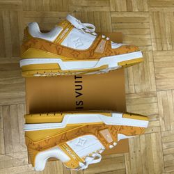 Louis Vuitton Size 43