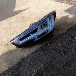 2017 to 2019 Audi A4 Driver Side, Headlights Complete LED Type OEM 