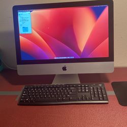 iMac Desktop.   For School , College Or Work.