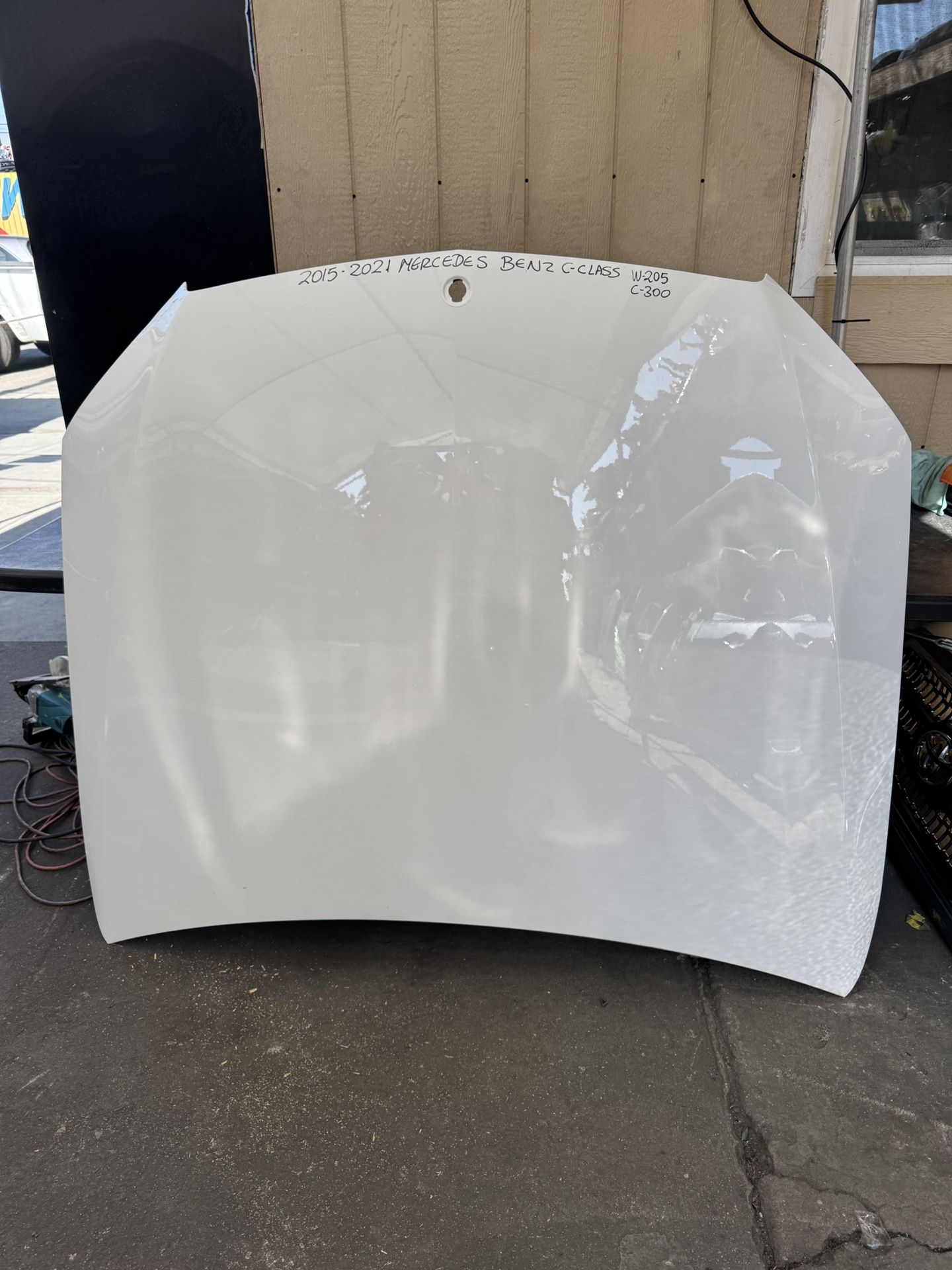 2015 2016 2017 2018 2019 2020 2021 MERCEDES BENZ C-CLASS/W-250/C-300 HOOD BONNET OEM USED