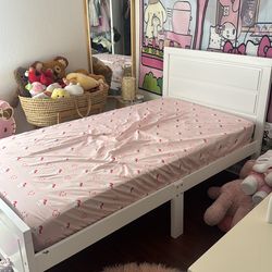 Children’s twin bed frame head board
