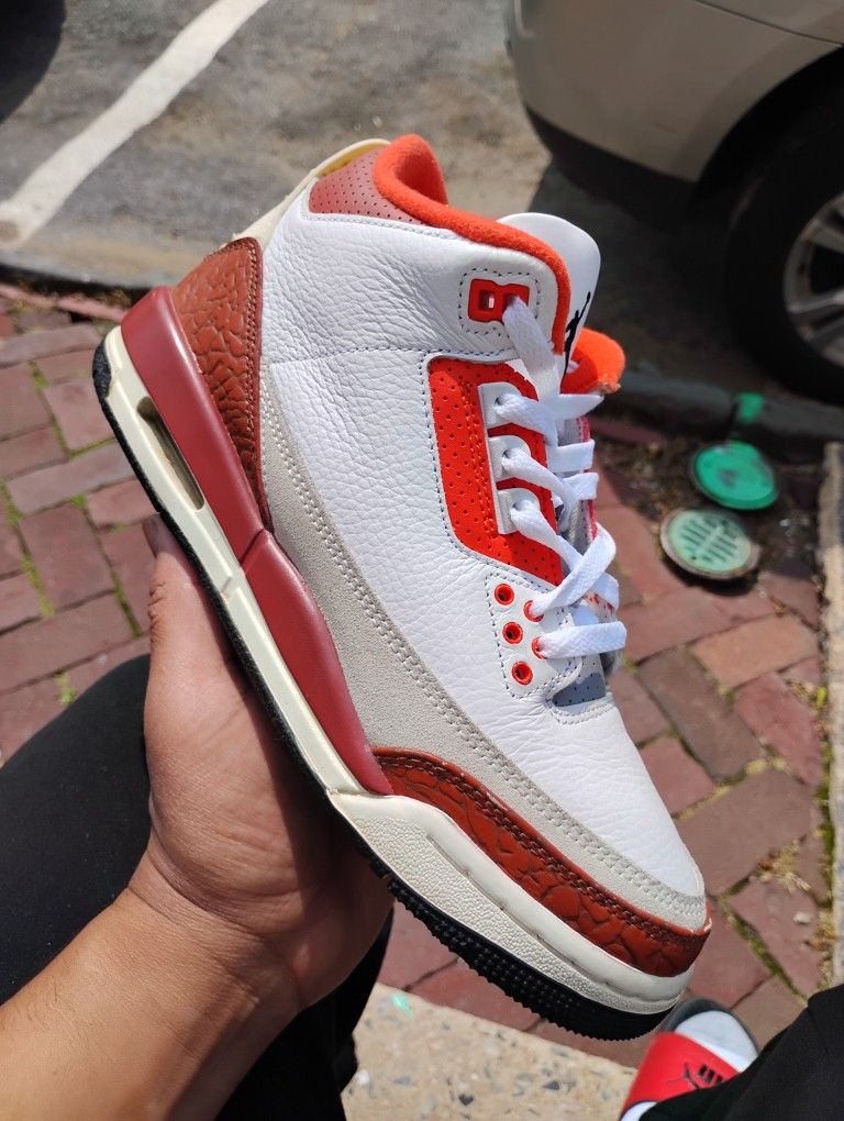 AJ 3 SIZE 7Y