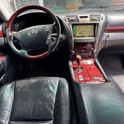2007 Lexus LS460