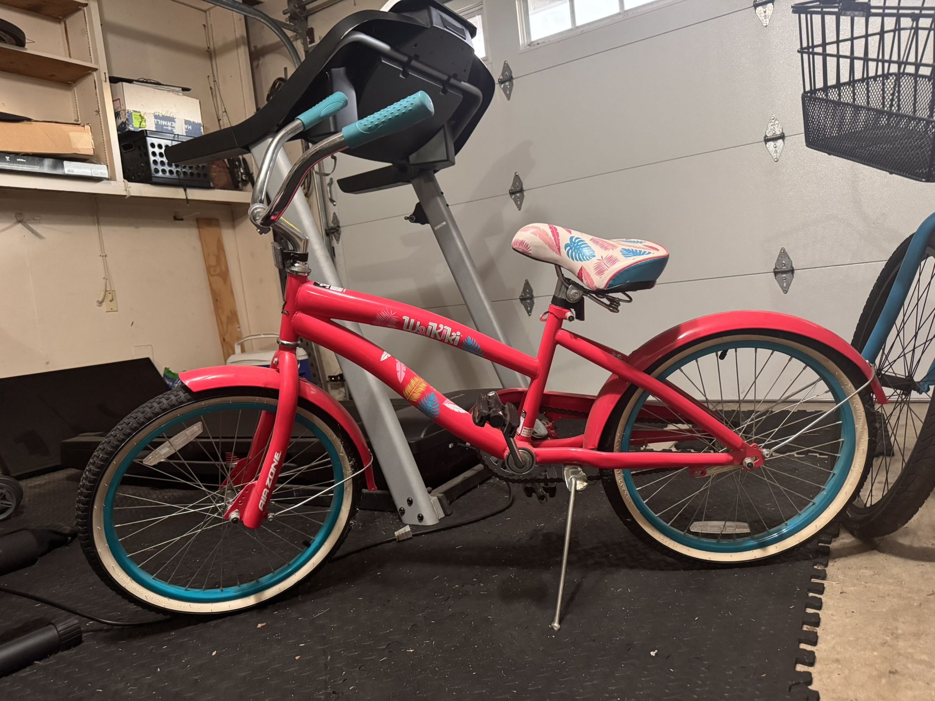 Girls Beach Cruiser