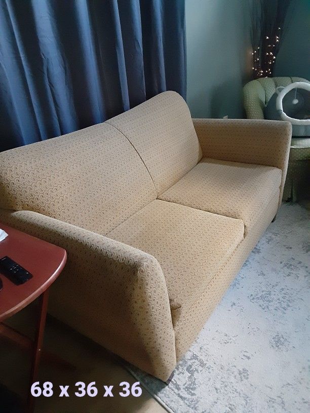 Love Seat Hide-a-bed