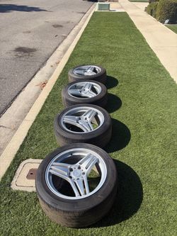 Rims and tires 17x9 / 5x114.3 / 35 offset