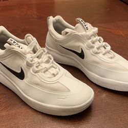 Nike SB Nyjah 2.0 Shoes