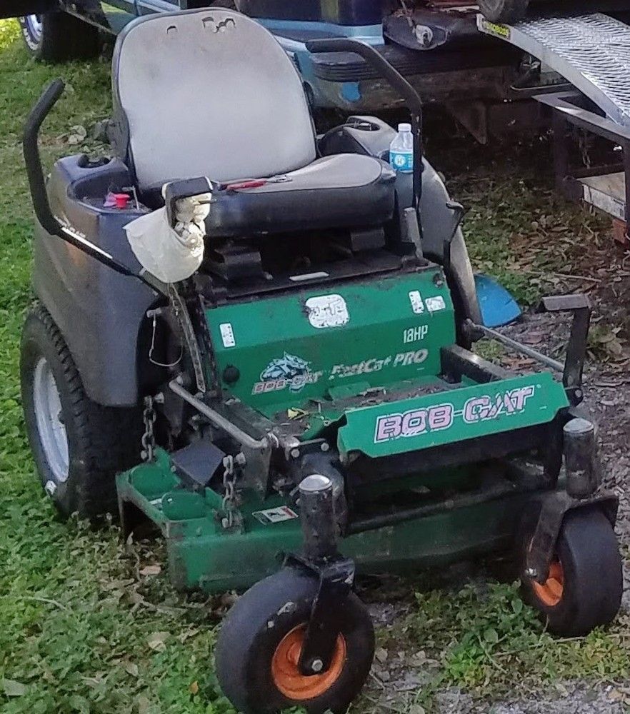 Bobcat 36-in Zero Turn FX 600v Motor