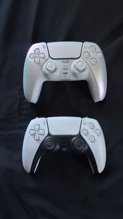 DualSense controller PS5