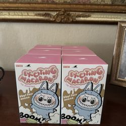 Exciting Macaron Labubu