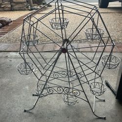 Rotating Cupcake Holder 