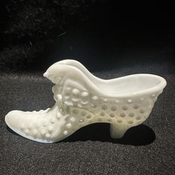 Fenton milk glass hobnail cat head shoe