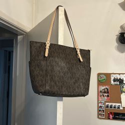 Michael Kors Tote