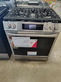 Frigidaire gas range 5 burners 30in 6cu stainless steel