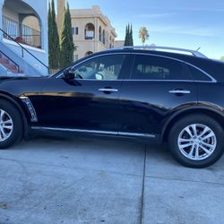 SET OF STOCK 18” INFINITI FX37 RIMS & TIRES