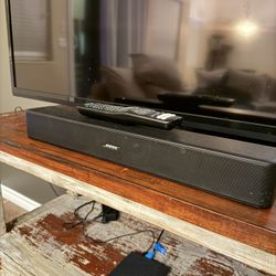 Bose Solo 5 Soundbar With Remote 
