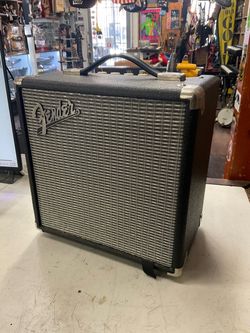 Fender Rumble 15 Bass Amp
