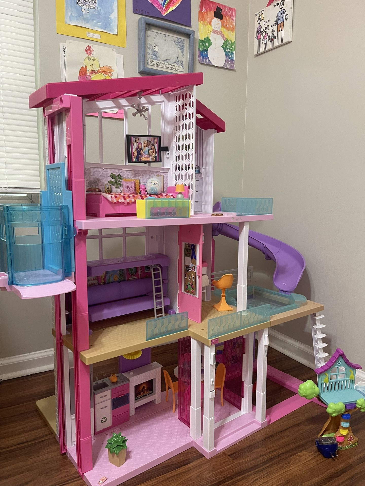 Barbie dream house 360
