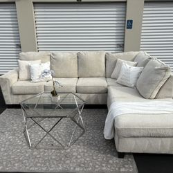 Sectional/couch/sofa, size: 115x92, Brand: Ashley Furniture, Color: Light beige, Delivery Available 