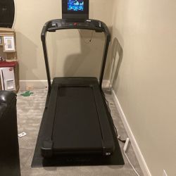 Nordictrack T10 Treadmill (barely Used) With Matt